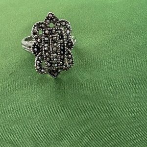 Elegant Silver Women's Ring